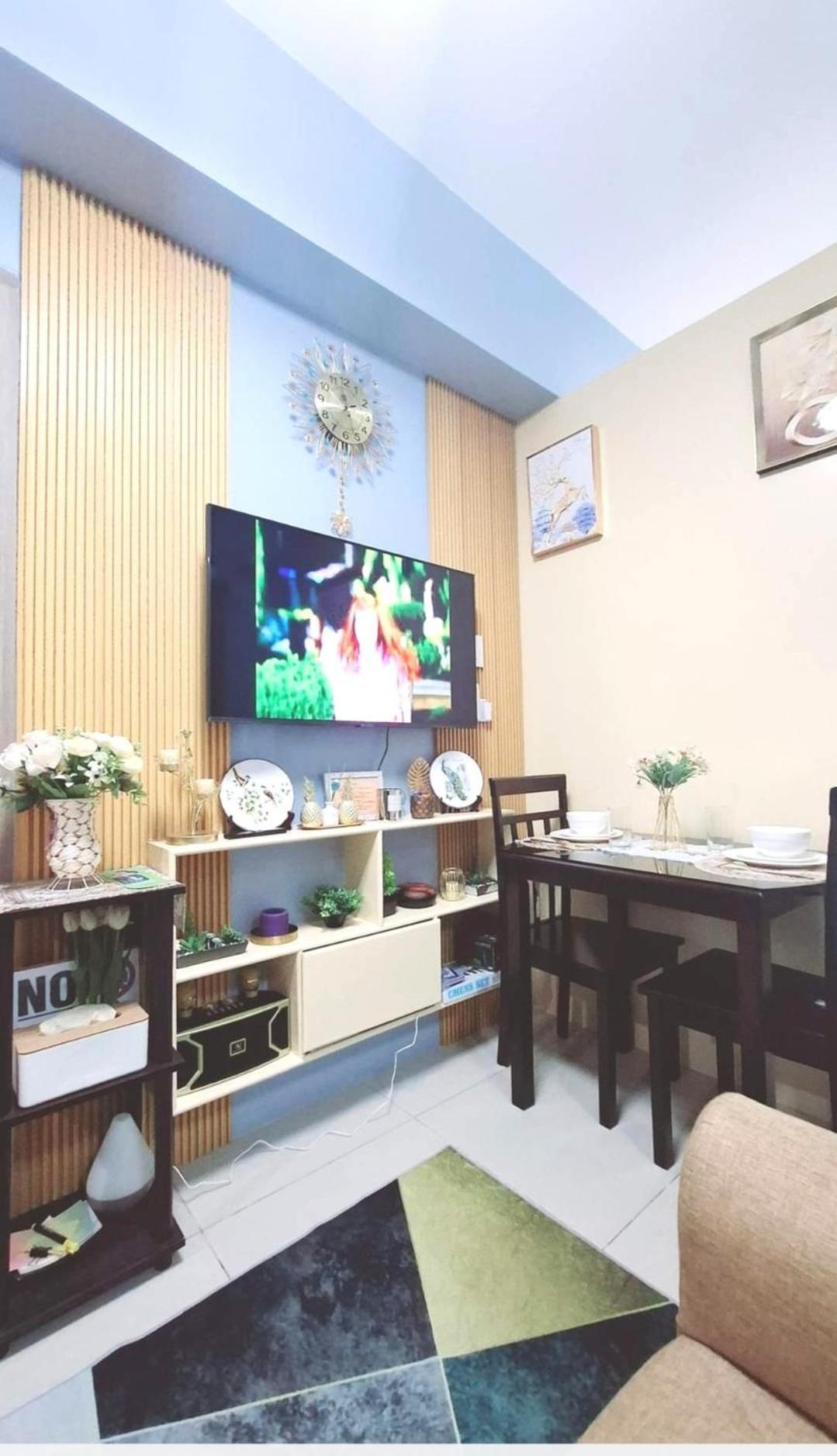 Foursphere Staycation Apartamento