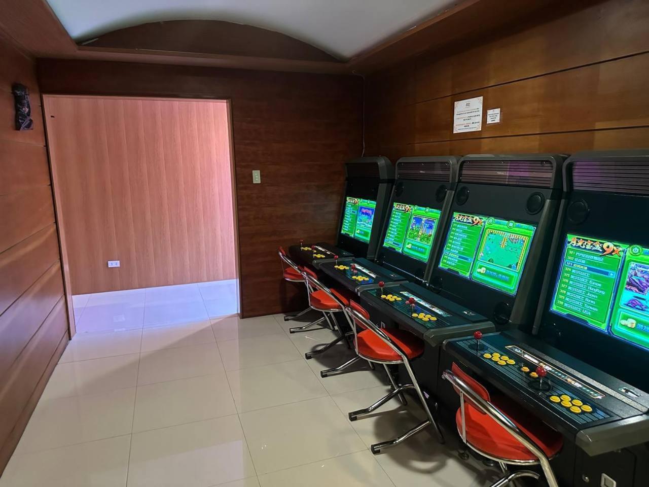 Jjimjbang Kapselhotel *