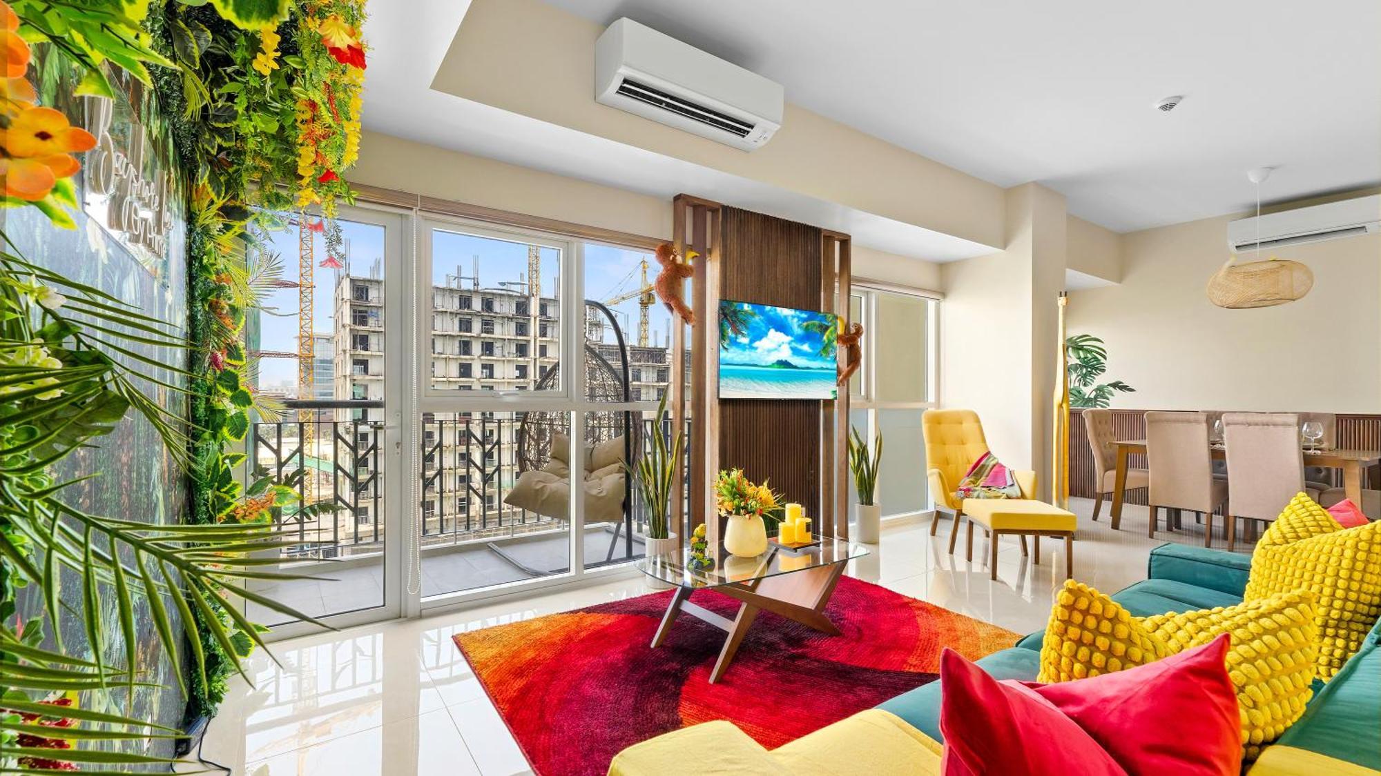 Bayshore Luxe By Prime Manila