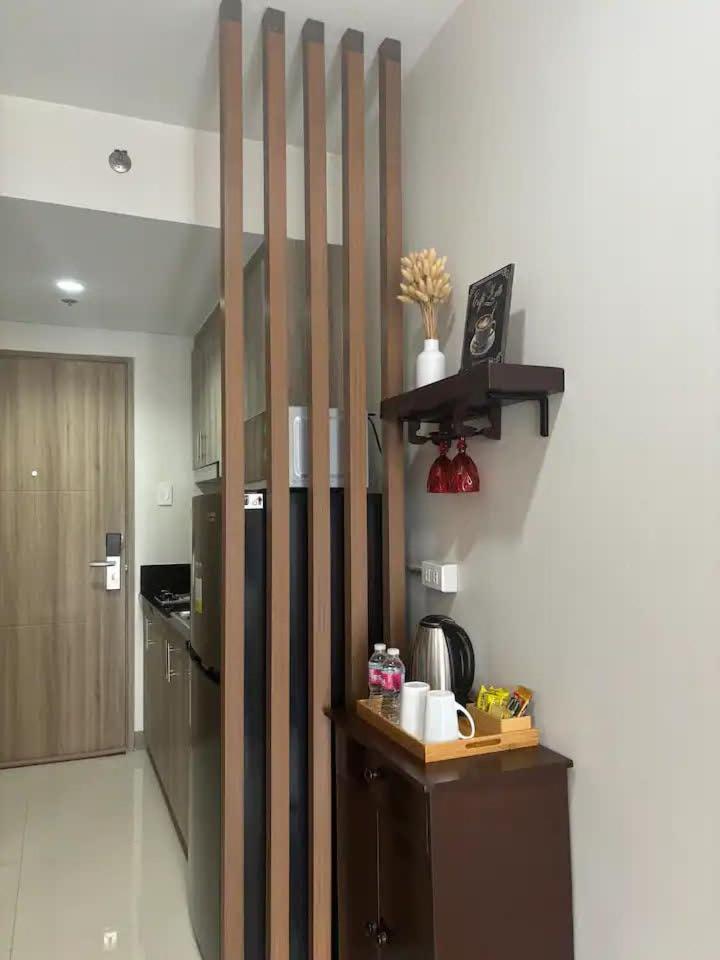 Cozy Near Moa Apartment *