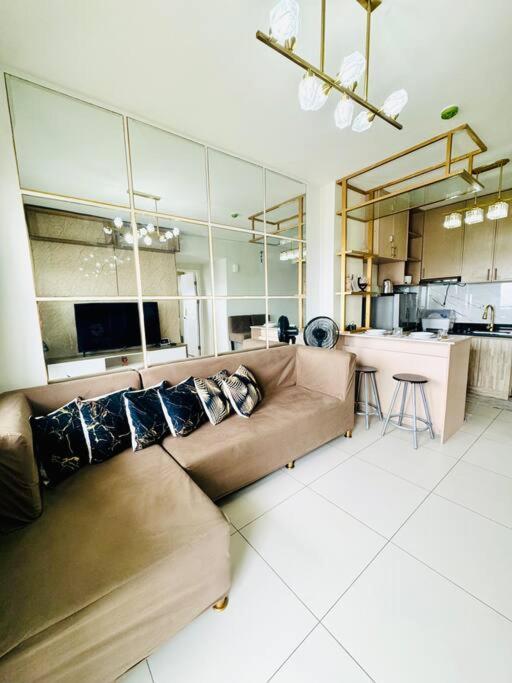 Apartment Elegant 2br With Balcony Wifi & Pool In Qc