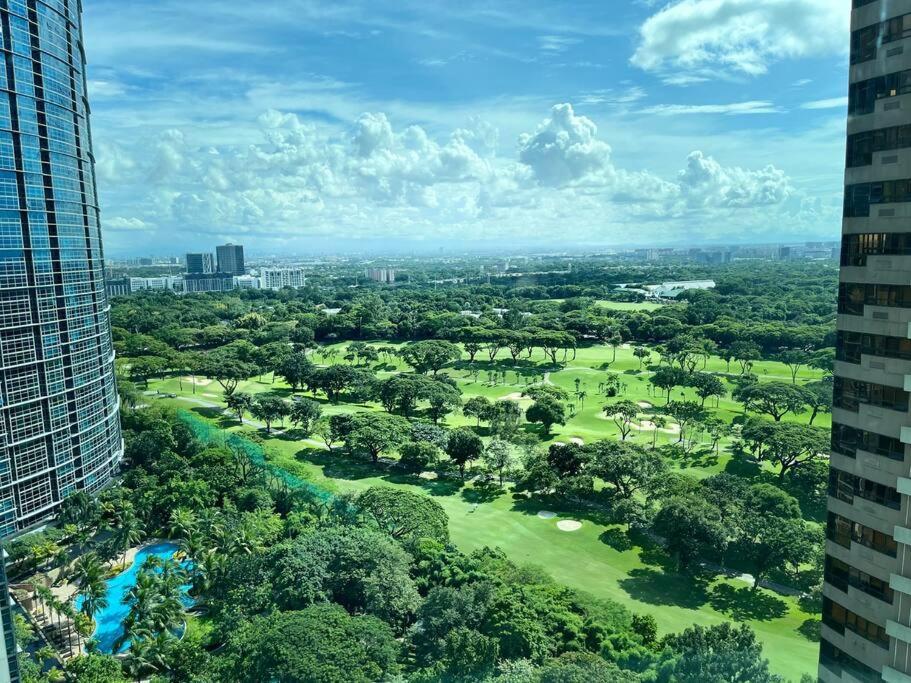 Avant At The Bgc 1br Loft With Golf Course View