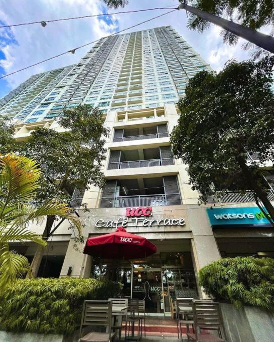 Avant At The Bgc 1br Loft With Golf Course View Apartment Manila