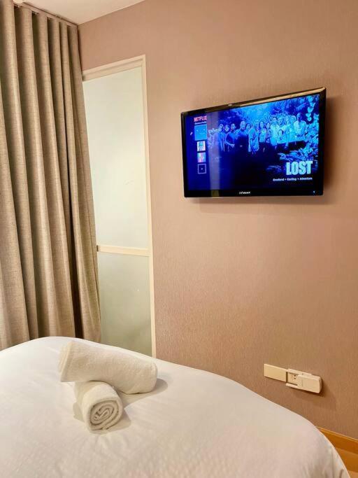 Avant At The Bgc 1br Loft With Golf Course View * Manila