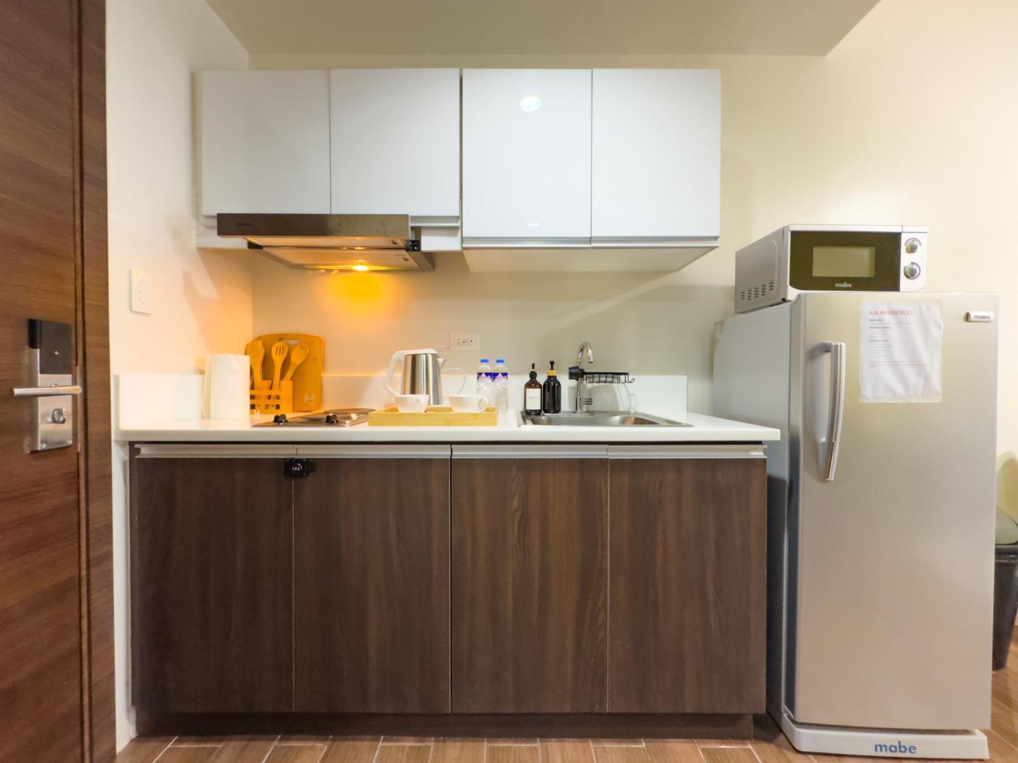 1br Makati, Air Residences M007