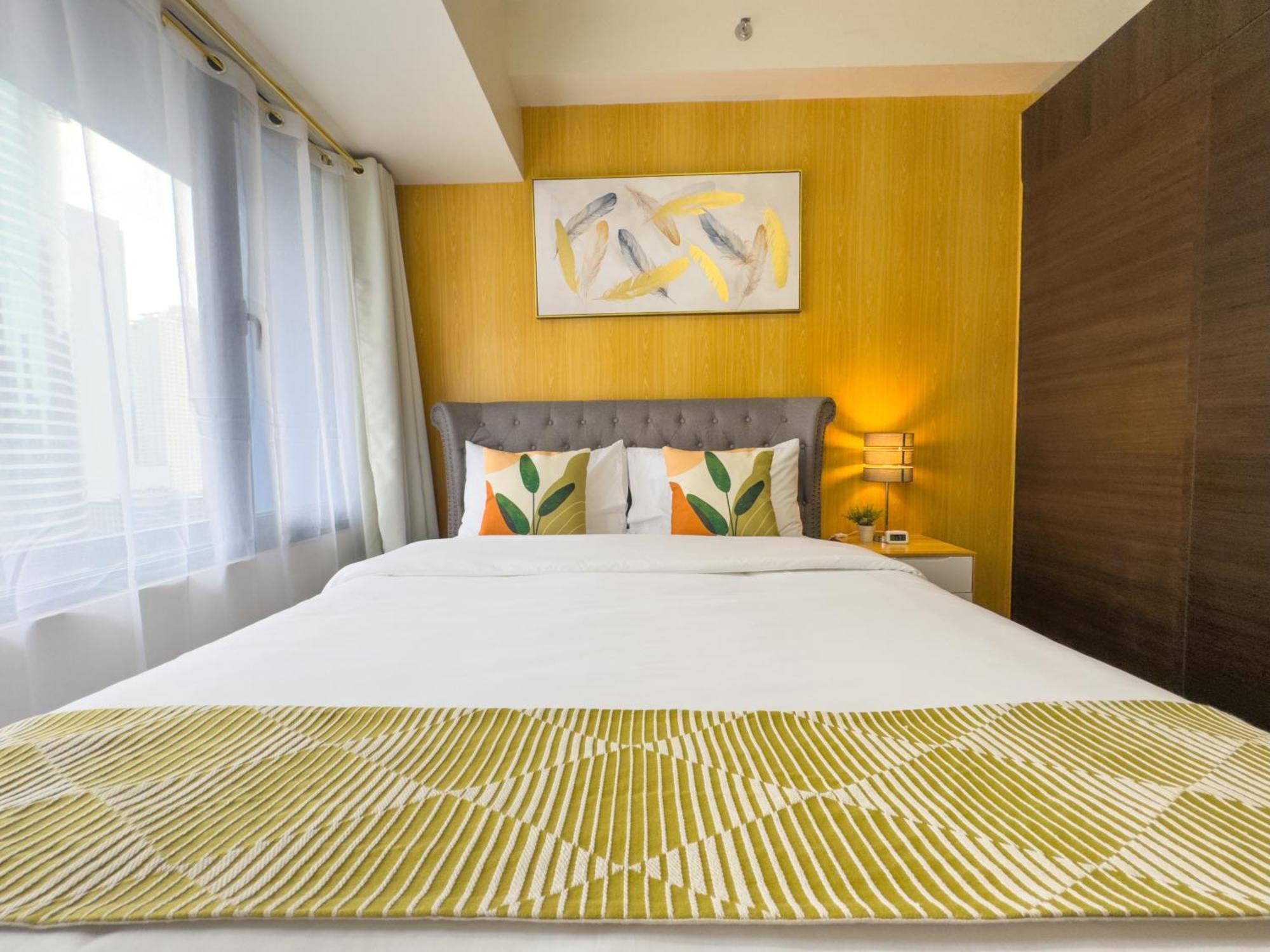 1br Makati, Air Residences M007 *