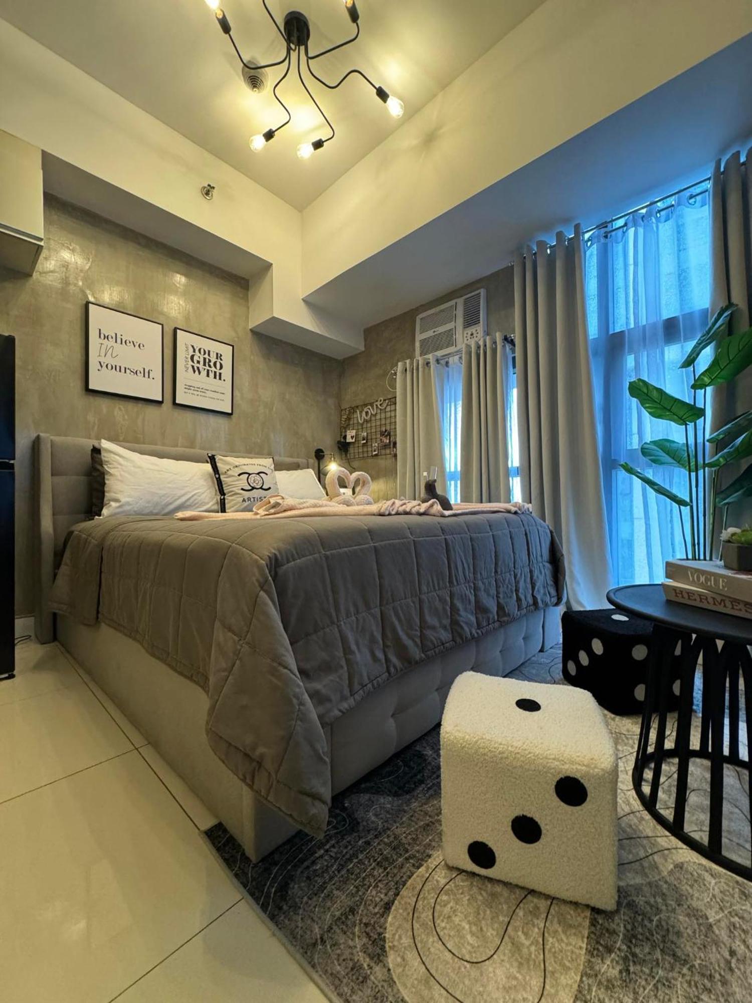 Apartment Luxurious Viceroy Walk To Venice Grand Canal Manila