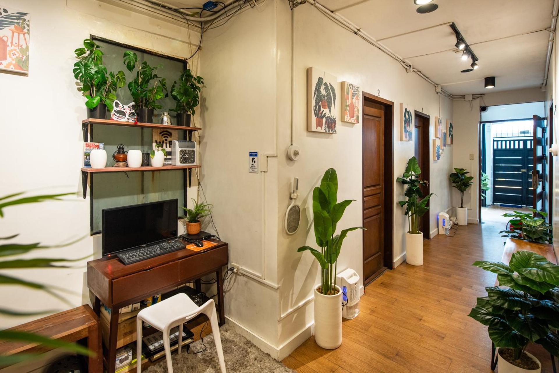 Homey And Cozey Poblacion Makati S04 Homestay *