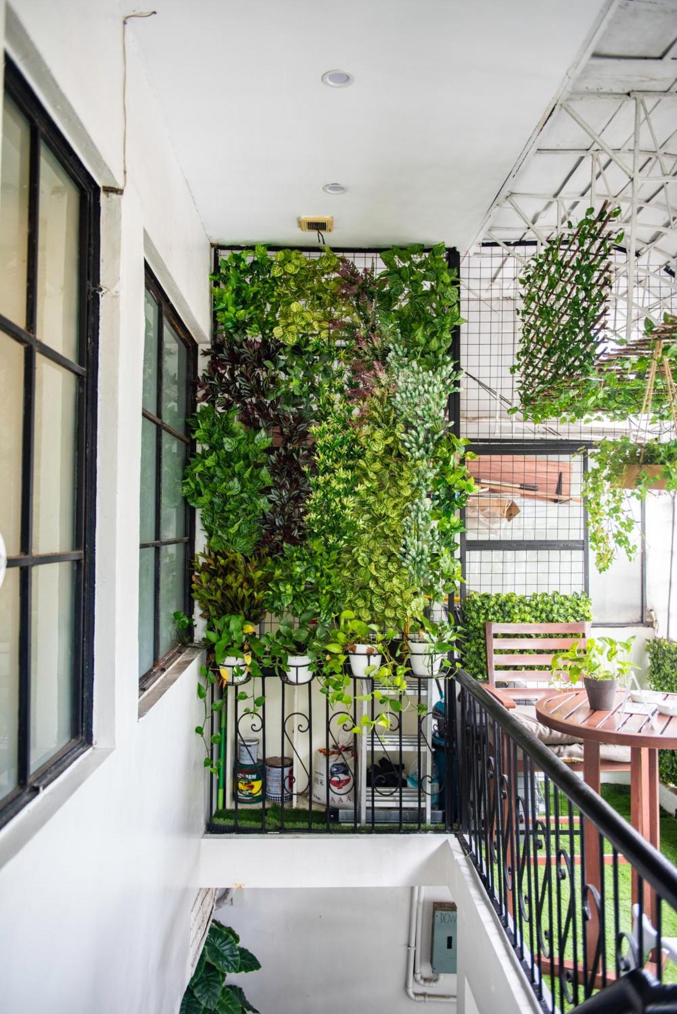 Homey And Cozey Poblacion Makati S02 Homestay Manila