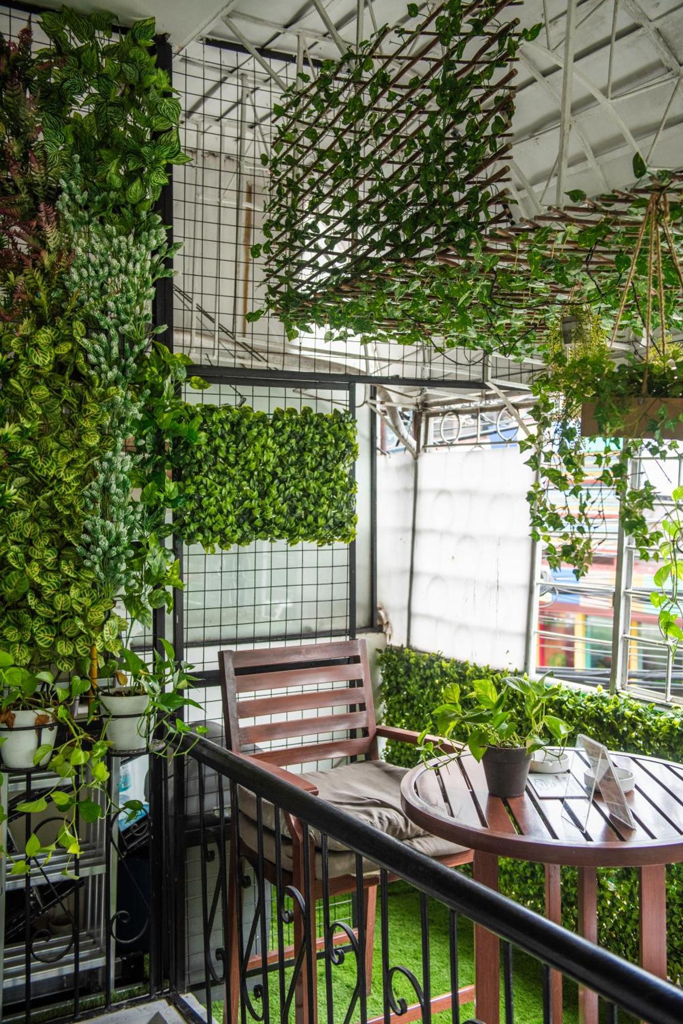 Homestay Homey And Cozey Poblacion Makati S02 *