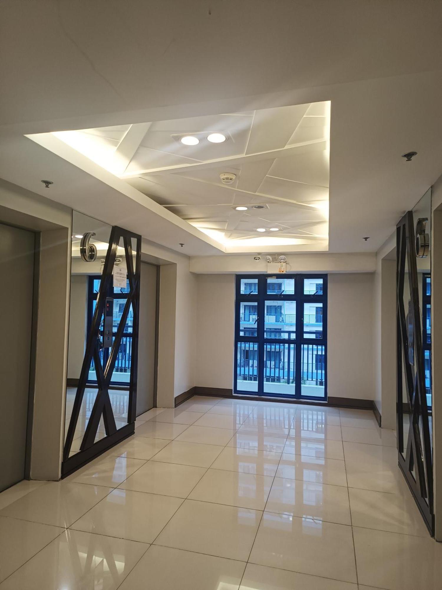 Apartment Sea Residences Near Mall Of By Amigo's Place