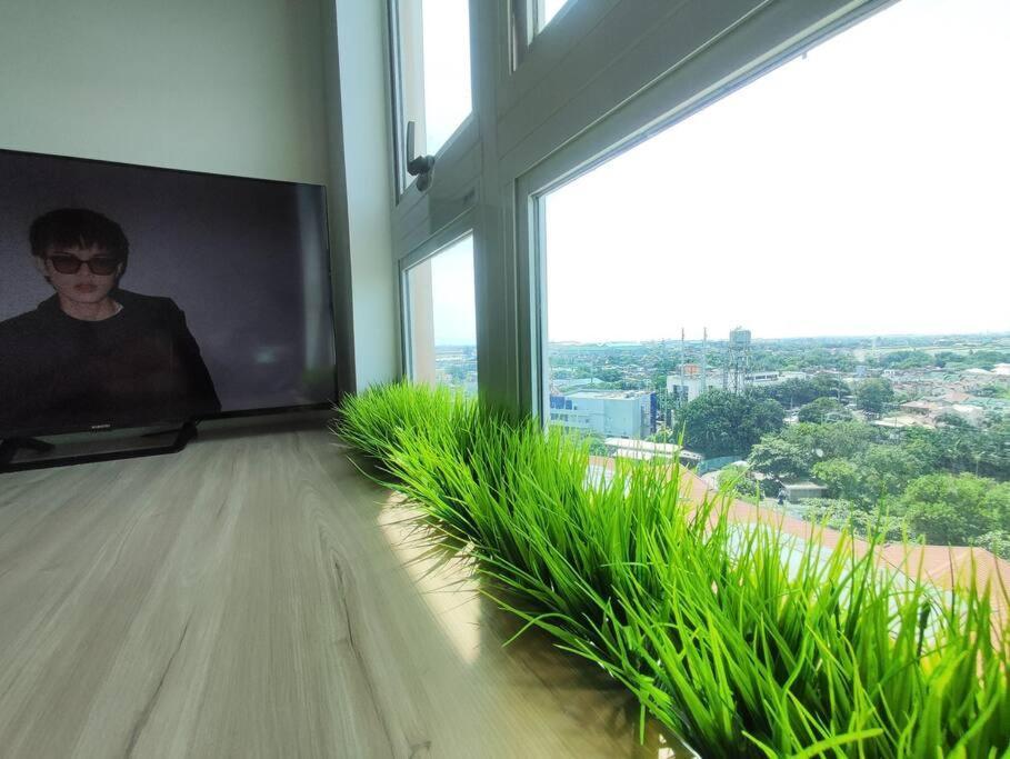 Oak At The Rochester Bridgeview Tower * Manila