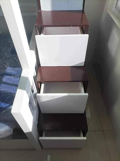 Apartment Entire Unit With Balcony At Smdc Field Residences, Behind Sucat Near Naia *