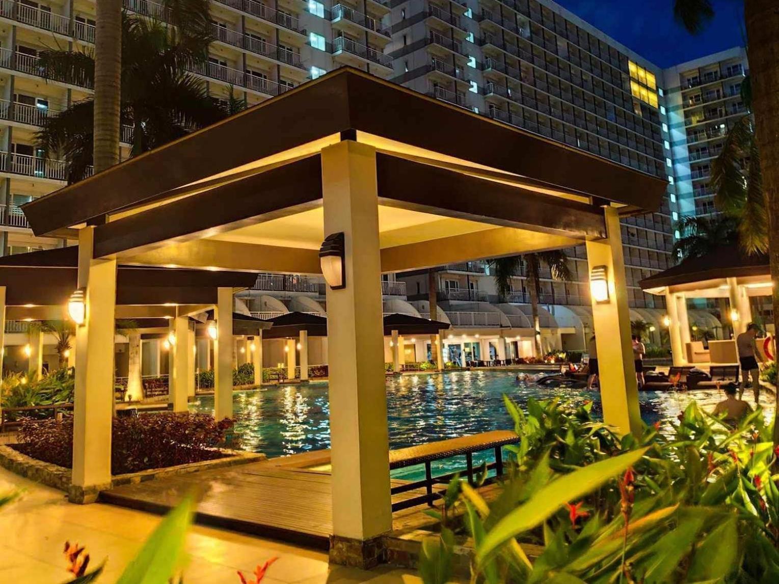 Shell Residences 2br 1046d Apartment *