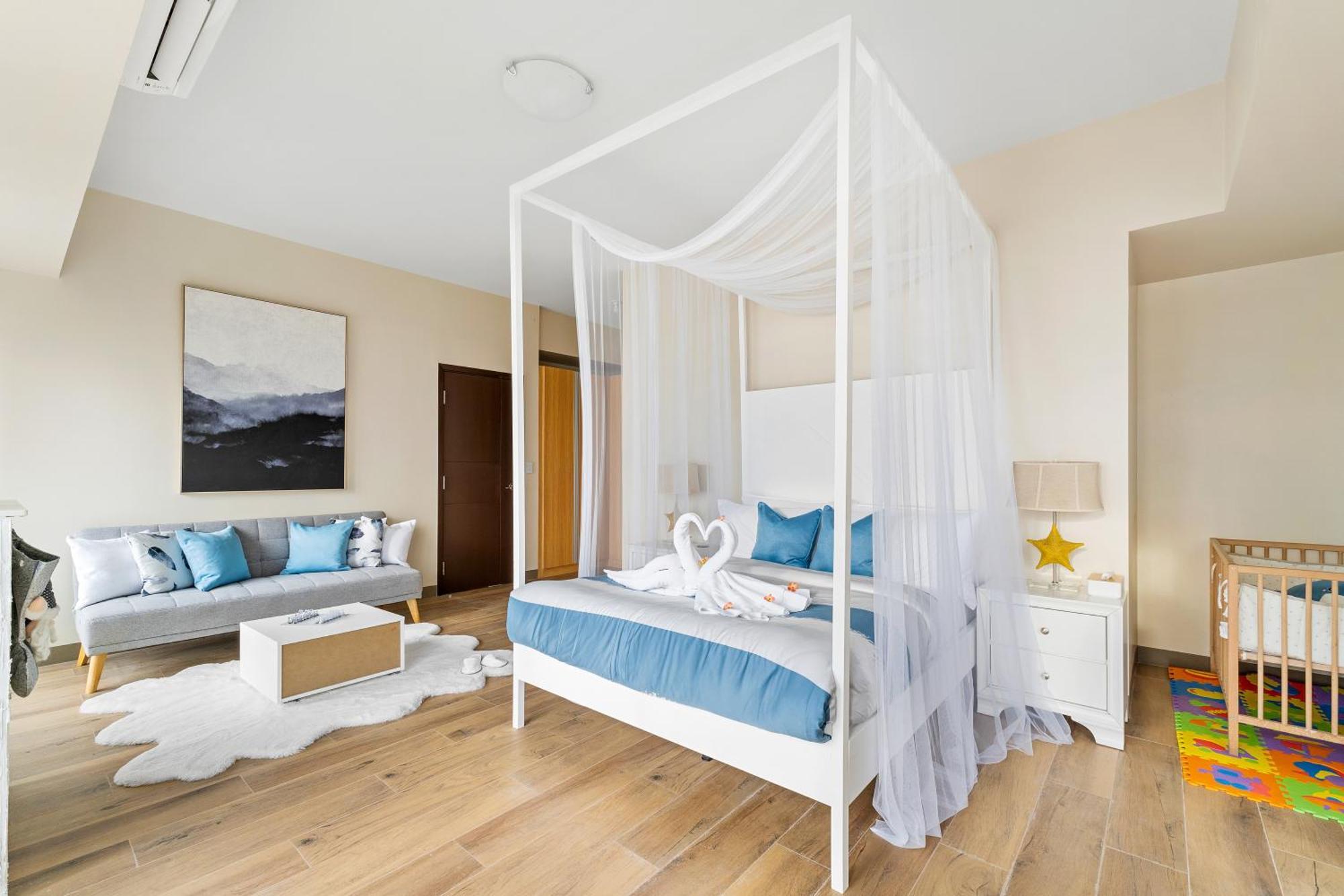 Bayshore Luxe By Prime