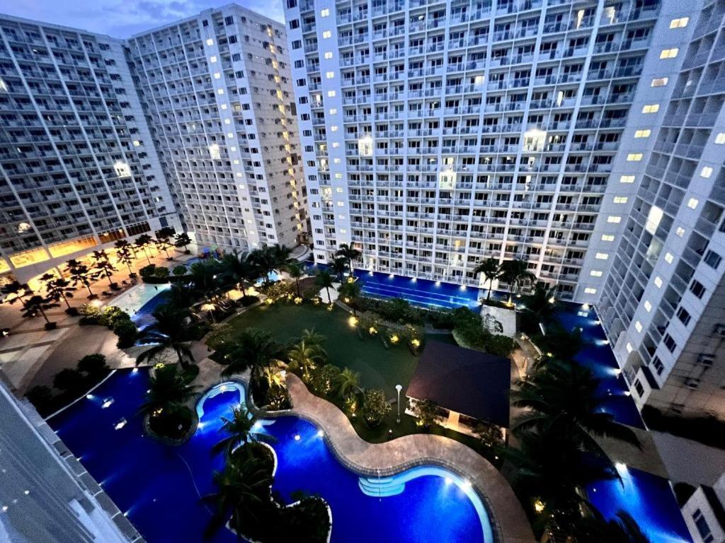 Sapphira Manor Luxurious By The Bay Manila