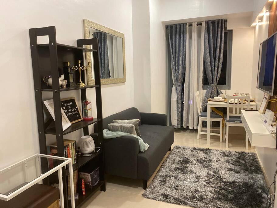 Apartment 1br Fame Residences Mandaluyong- Be My Guest Staycation- Near Sm Megamall, Greenfield District, & Ortigas *