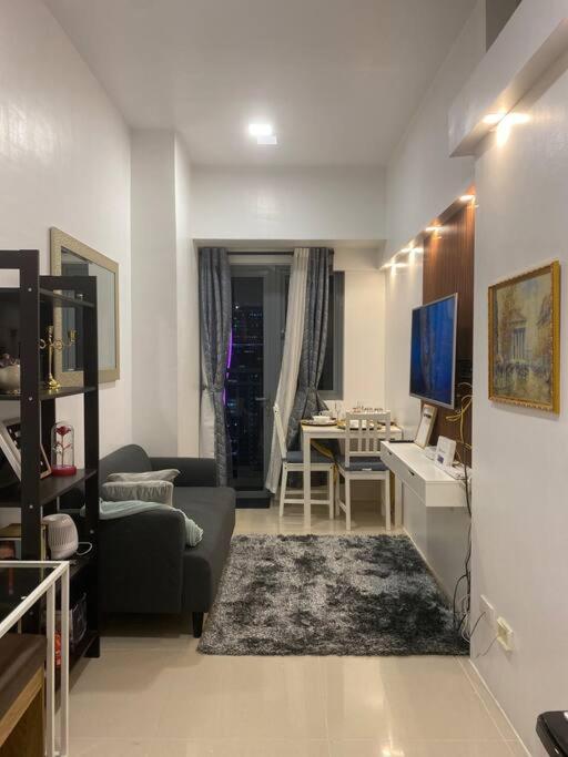 1br Fame Residences Mandaluyong- Be My Guest Staycation- Near Sm Megamall, Greenfield District, & Ortigas Apartment