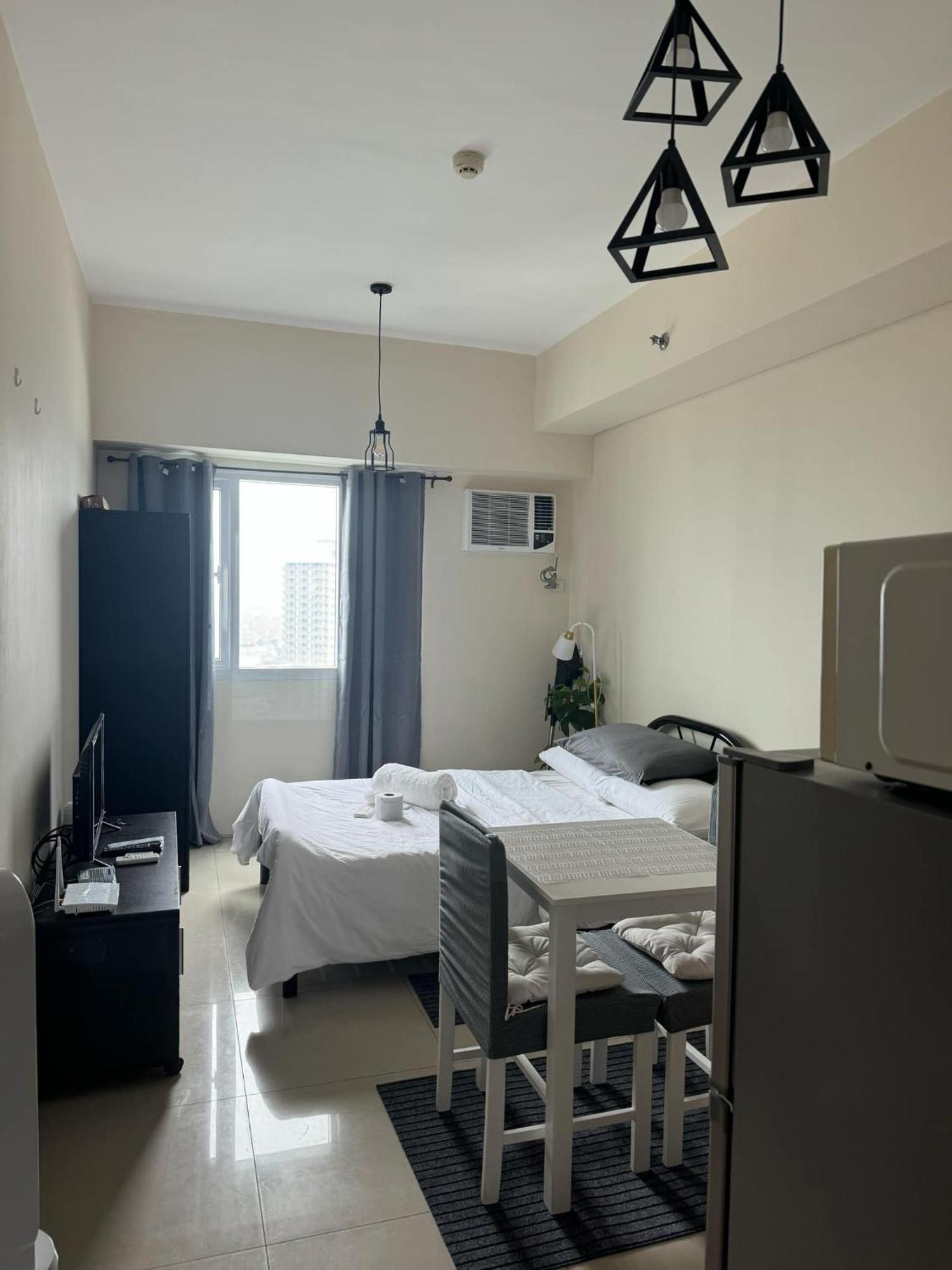 Skyline Retreat Beacon Makati Unit