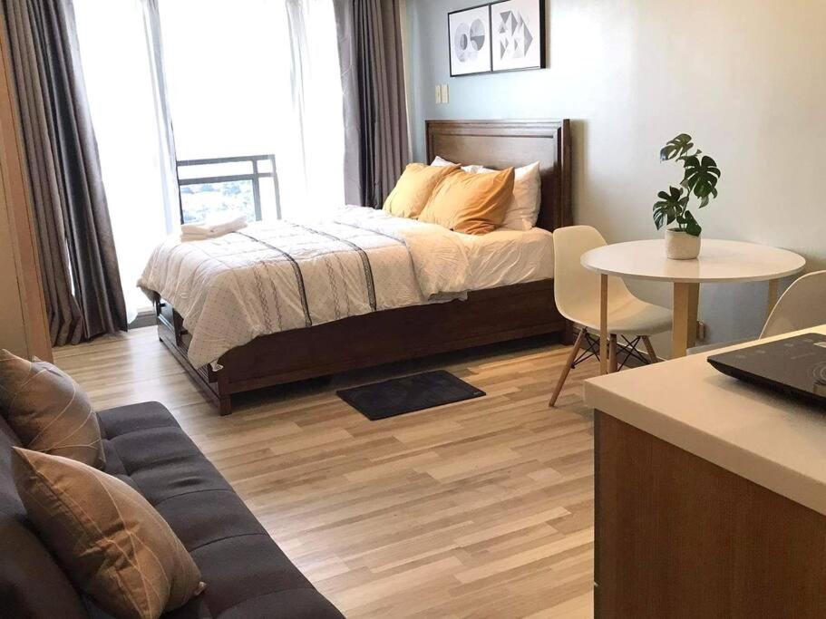 Amazing 1 Bedroom With Pool, Gym And Stunning View At Heart Of Makati Apartment *