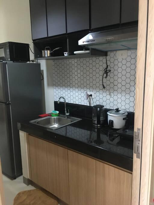 A & Y Staycation Apartment Manila