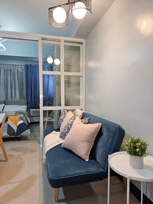 Urban Escape At Morgan Mckinley Hill, Bgc Apartment