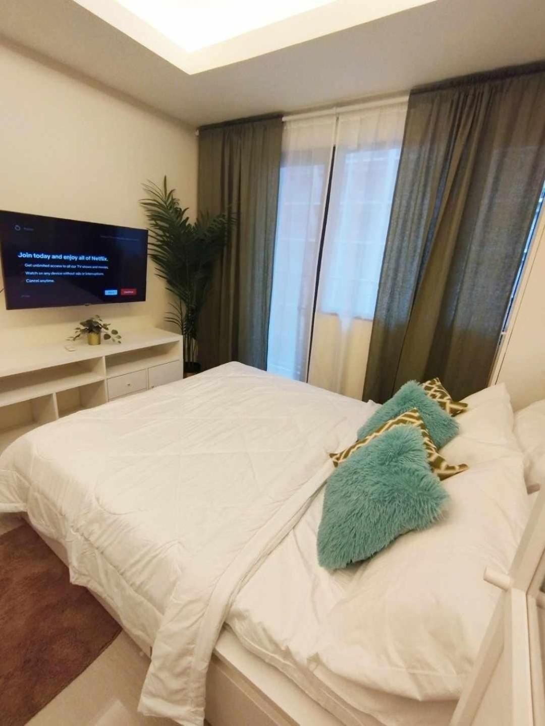 Apartment Shore 2 Residences By Casa Stellar Manila