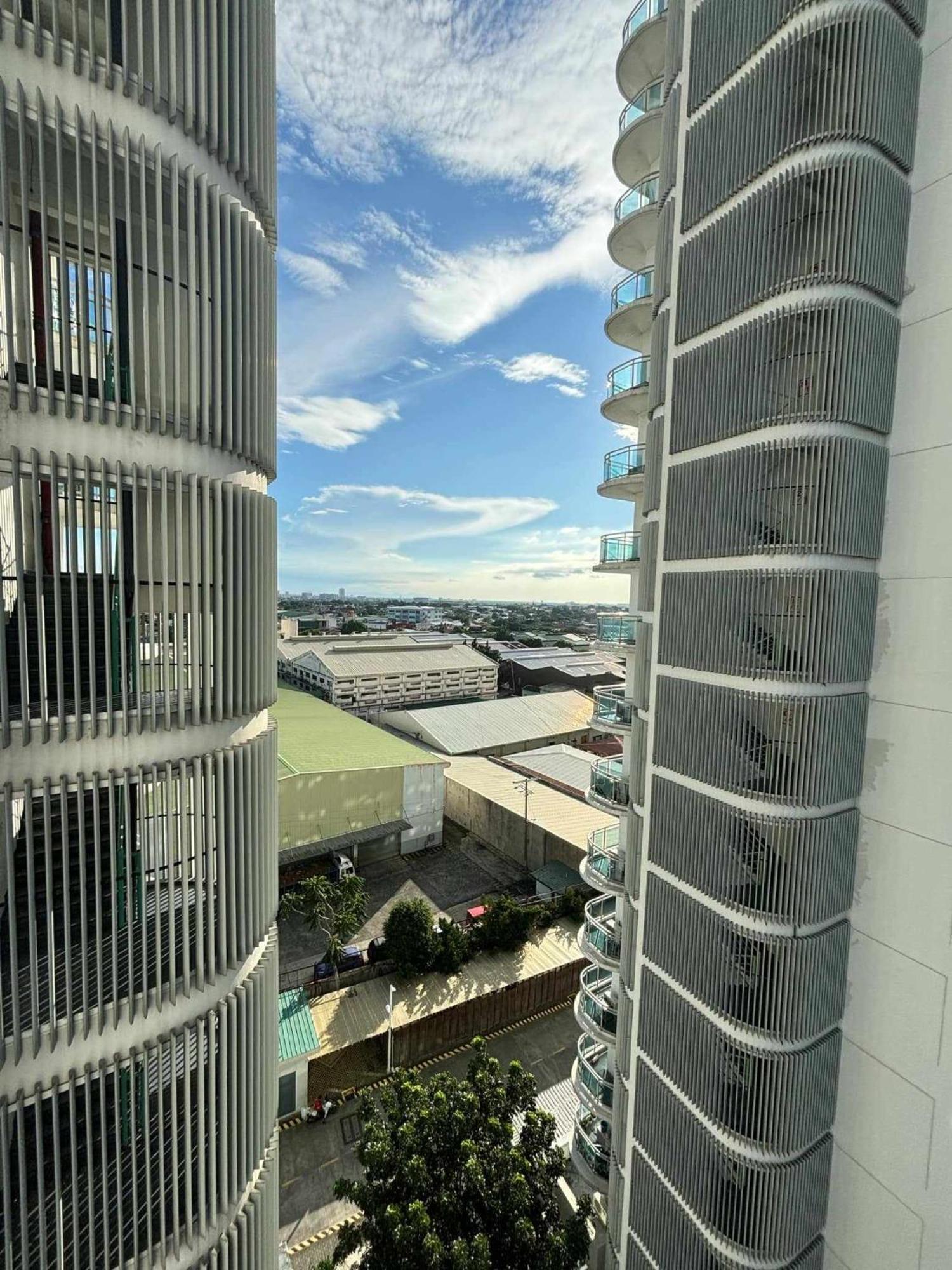 Urban At Azure *