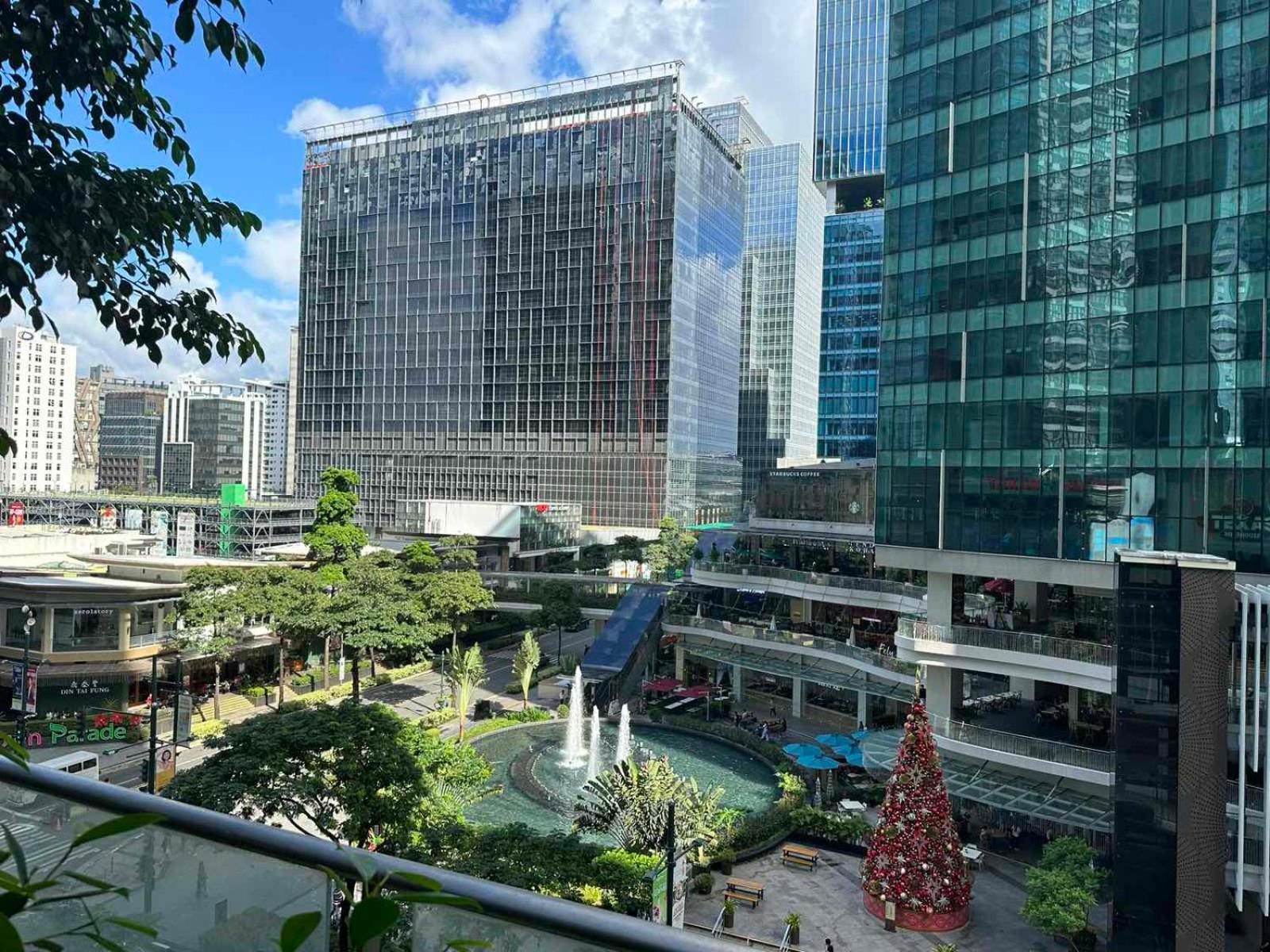 Modern In Bonifacio Global Apartment Manila