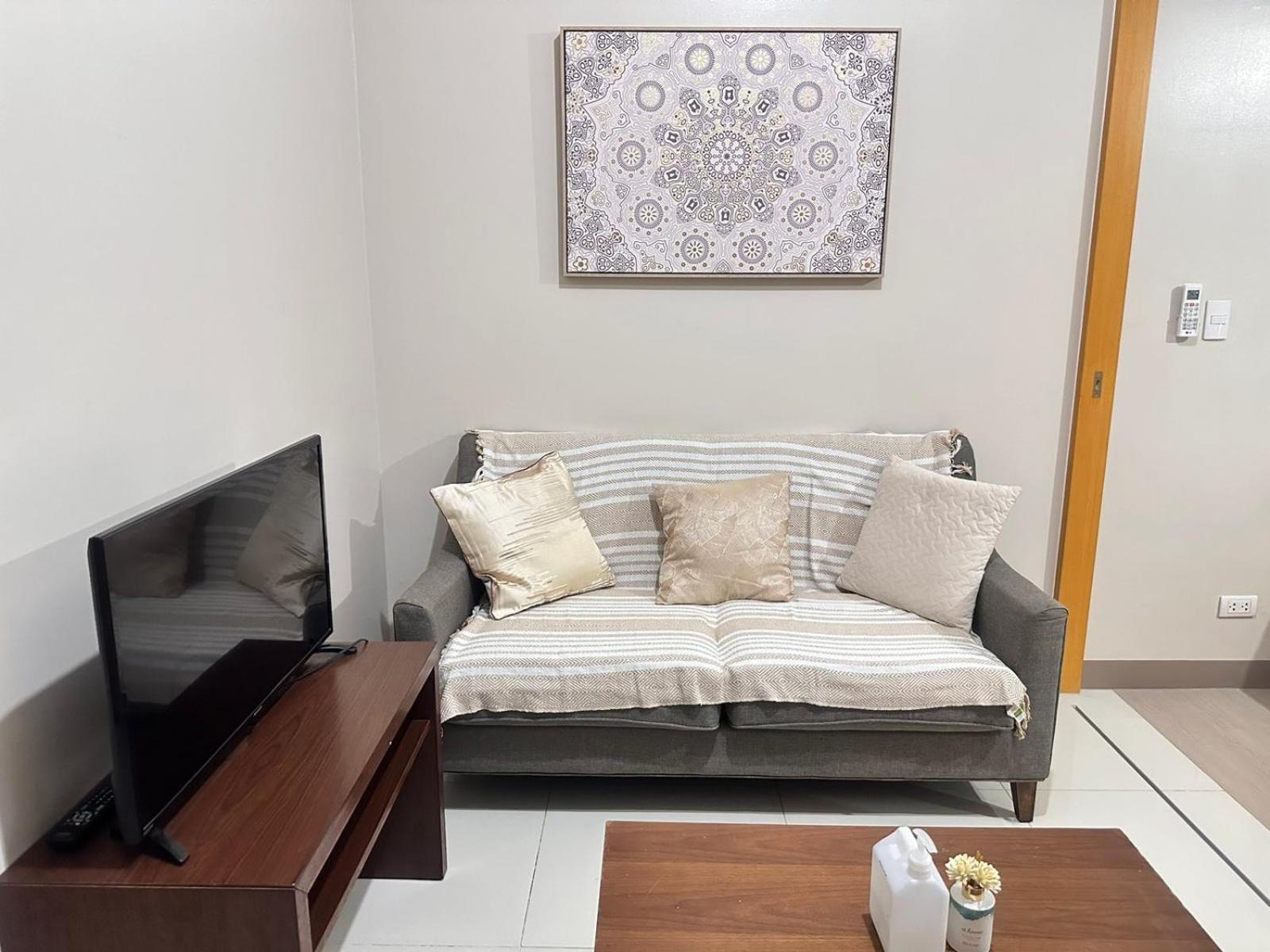 Modern In Bonifacio Global Apartment Manila