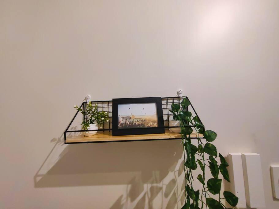 Apartment 1br Unit Condotel W Balcony Fame Residences #fm52