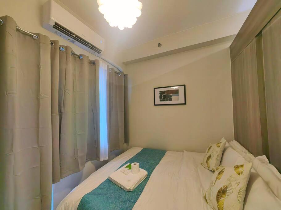 1br Unit Condotel W Balcony Fame Residences #fm52 Apartment Manila