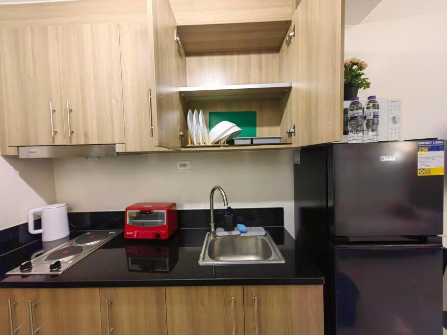 1br Unit Condotel W Balcony Fame Residences #fm51 * Manila