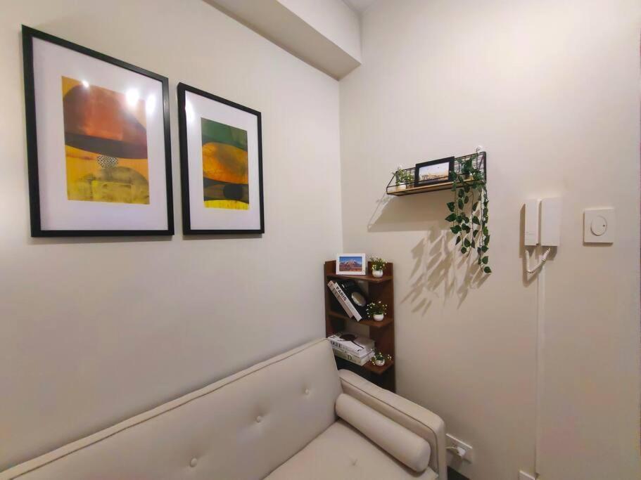 Apartment 1br Unit Condotel W Balcony Fame Residences #fm51 Manila