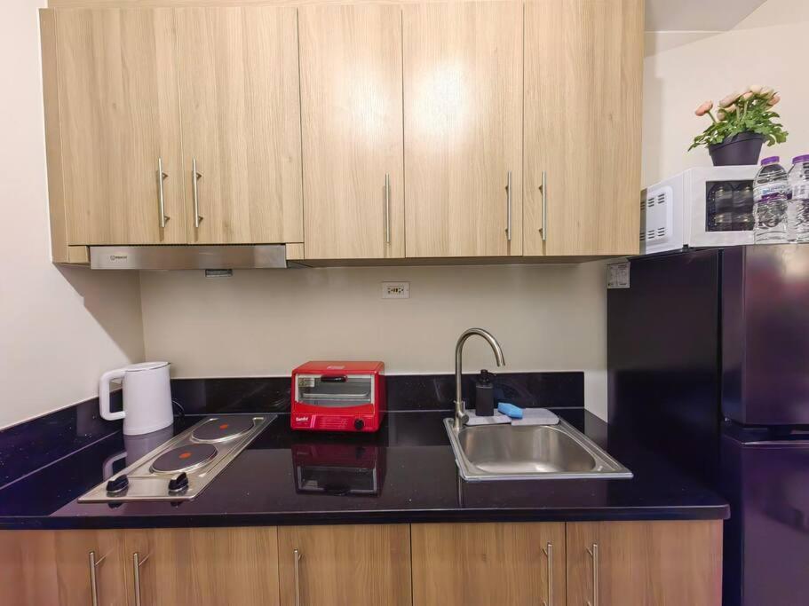 1br Unit Condotel W Balcony Fame Residences #fm51 *