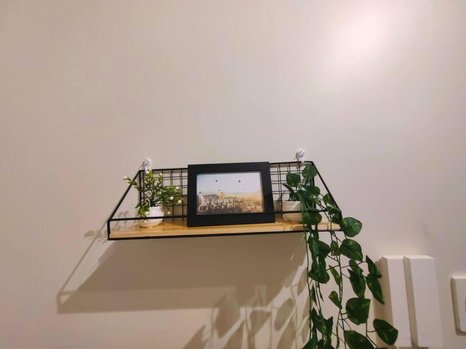 1br Unit Condotel W Balcony Fame Residences #fm51 * Manila