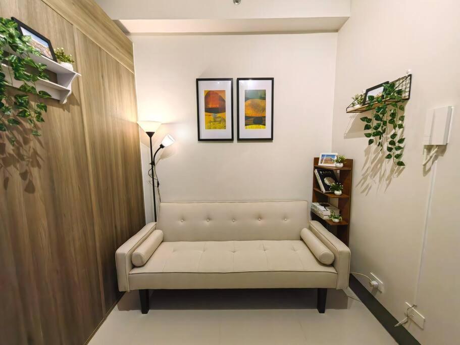 1br Unit Condotel W Balcony Fame Residences #fm51 Apartment Manila