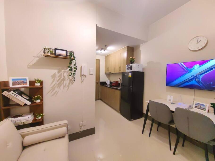 1br Unit Condotel W Balcony Fame Residences #fm51 Apartment *