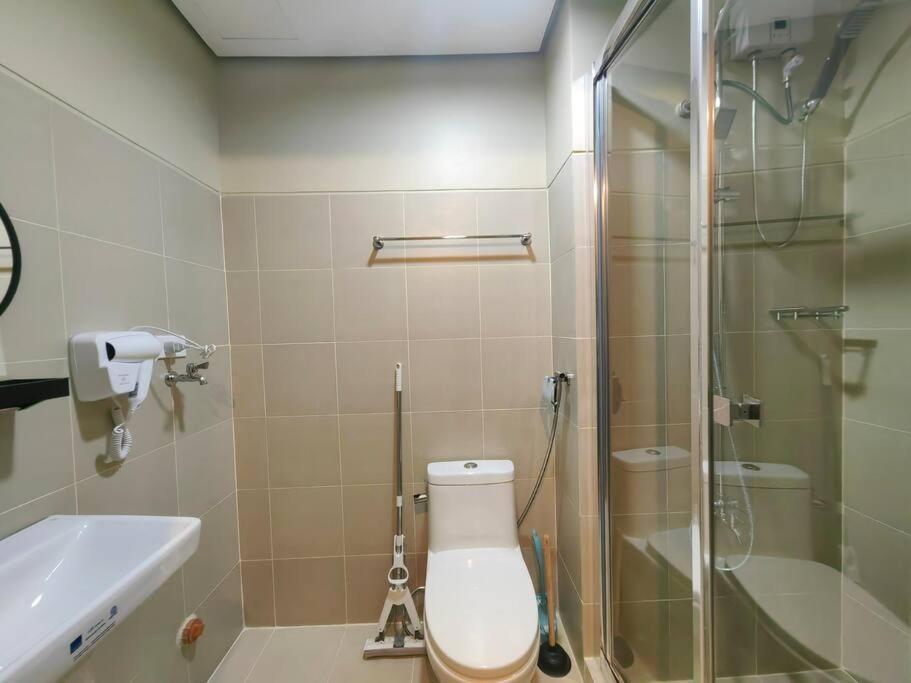 1br Unit Condotel W Balcony Fame Residences #fm51 Apartment