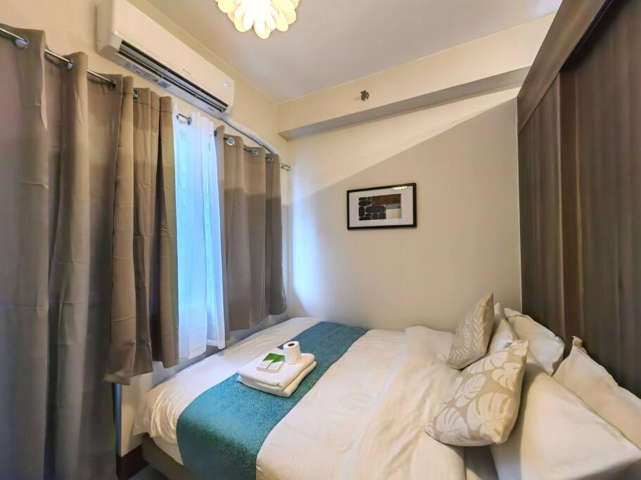1br Unit Condotel W Balcony Fame Residences #fm51 * Manila