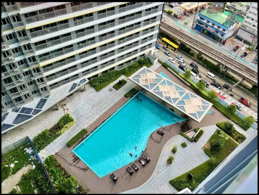 Style Unit 2924 Fame Apartment Manila