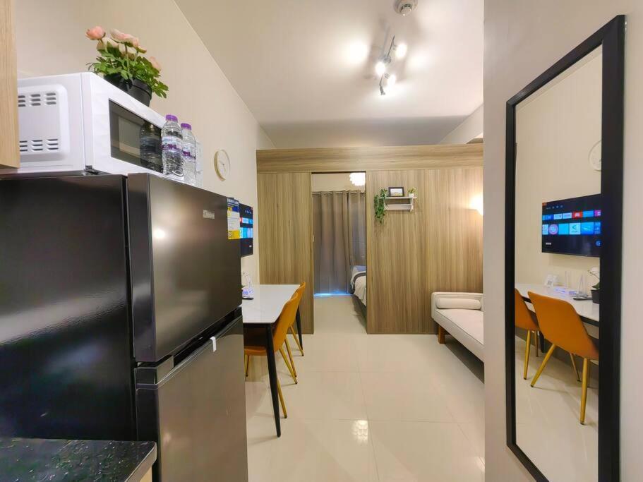 1br Unit Condotel W Balcony Fame Residences #fm47 *