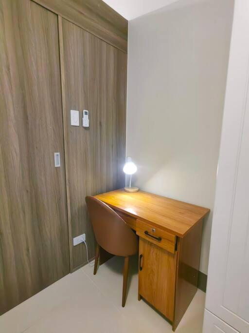 1br Unit Condotel W Balcony Fame Residences #fm47 * Manila