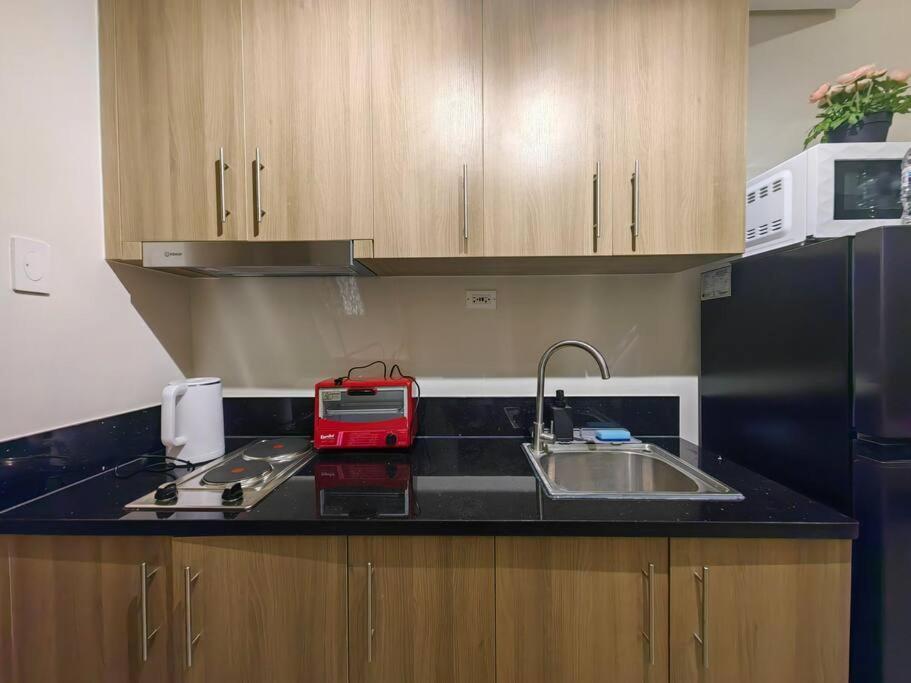 1br Unit Condotel W Balcony Fame Residences #fm47 Apartment Manila
