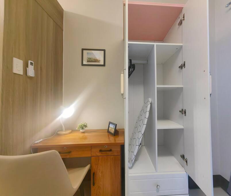 Apartment 1br Unit Condotel W Balcony Fame Residences #fm37