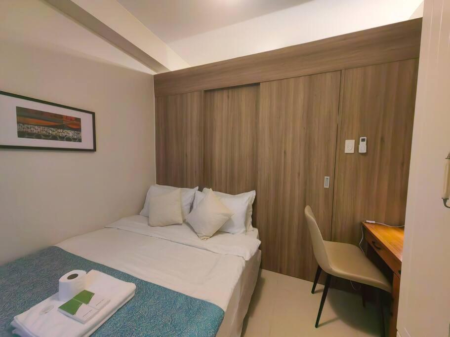 1br Unit Condotel W Balcony Fame Residences #fm37 Apartment Manila