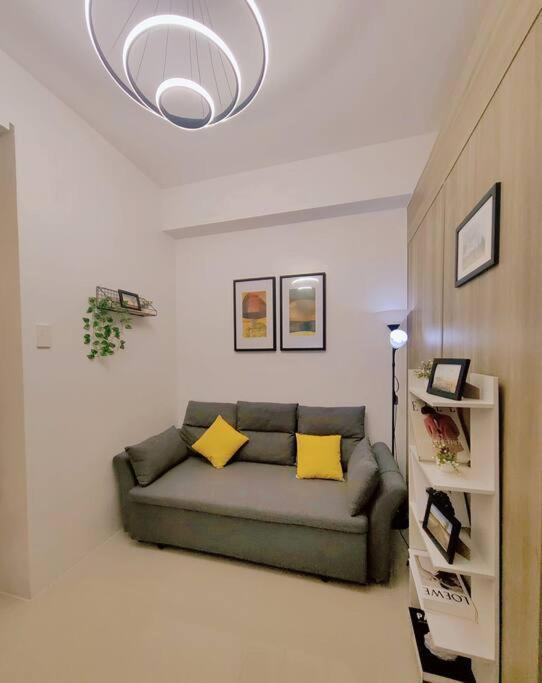 1br Unit Condotel W Balcony Fame Residences #fm36 * Manila
