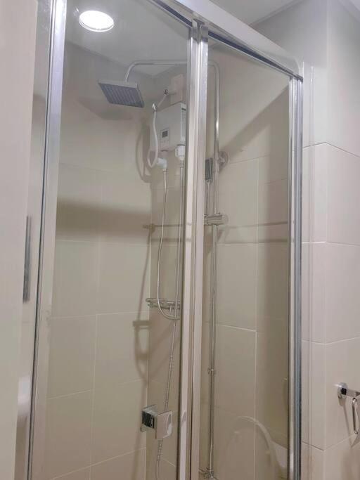 Apartment 1br Unit Condotel W Balcony Fame Residences #fm36 *
