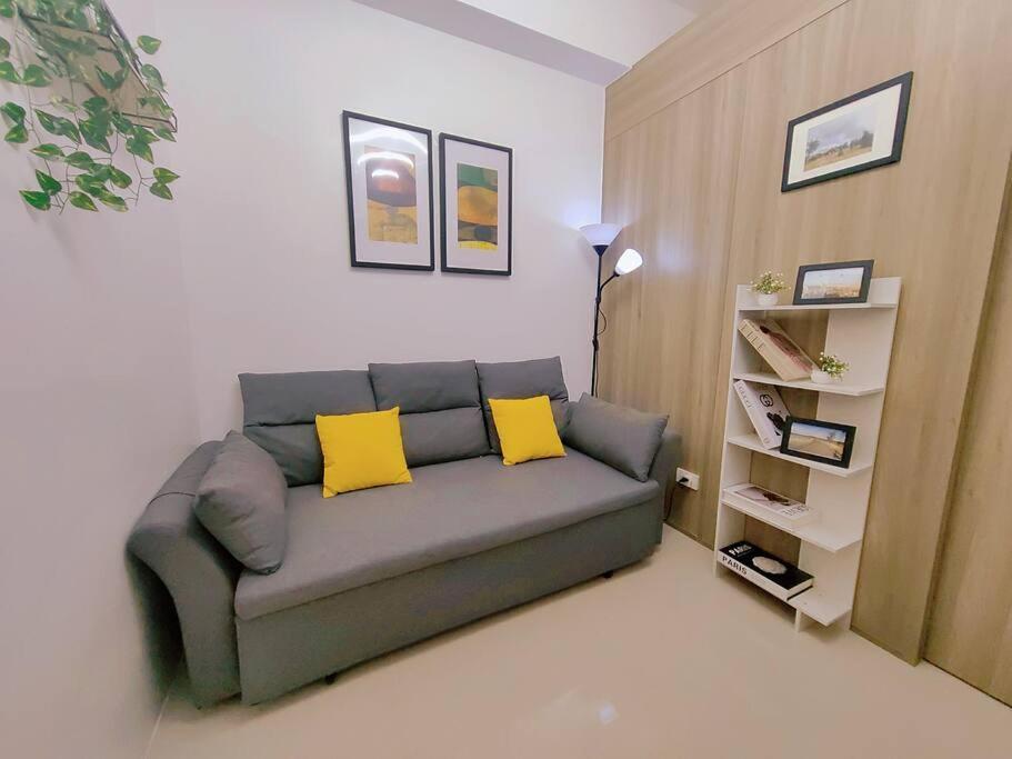 Apartment 1br Unit Condotel W Balcony Fame Residences #fm36 Manila