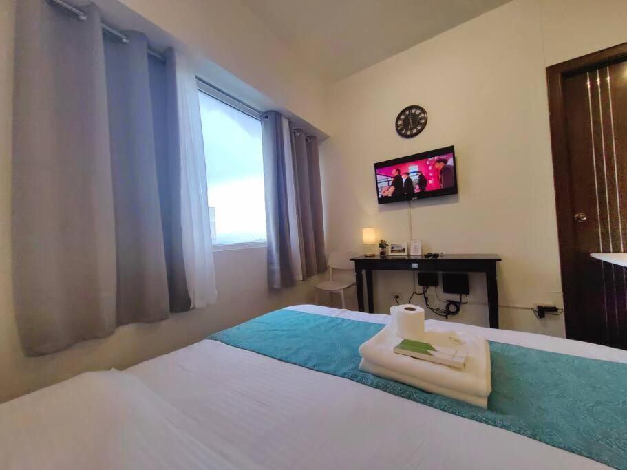 1br Condotel Ridgewood Towers Taguig #rw15 Manila
